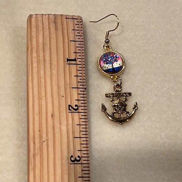 22228 Tree of Life Anchor Earrings - Picture 4 of 4